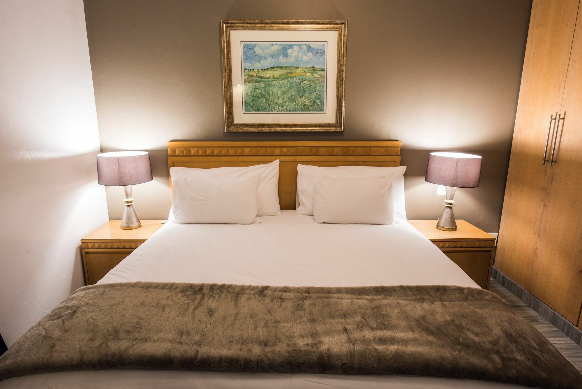 Airport Inn Executive Suites Kempton Park Eksteriør billede